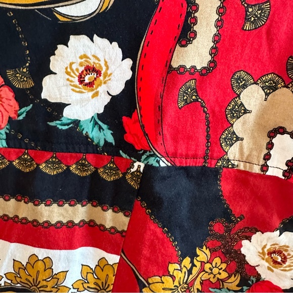 NEW YORK AND COMPANY STRETCH COLLARED BUTTON DOWN BLOUSE RED FLORAL SIZE XL - Picture 6 of 6